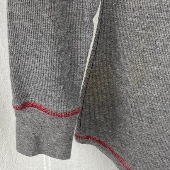 Disney Store Beauty Beast Silhouette Rose Beautiful Heart Mind Waffle Gray L - Picture 3 of 7